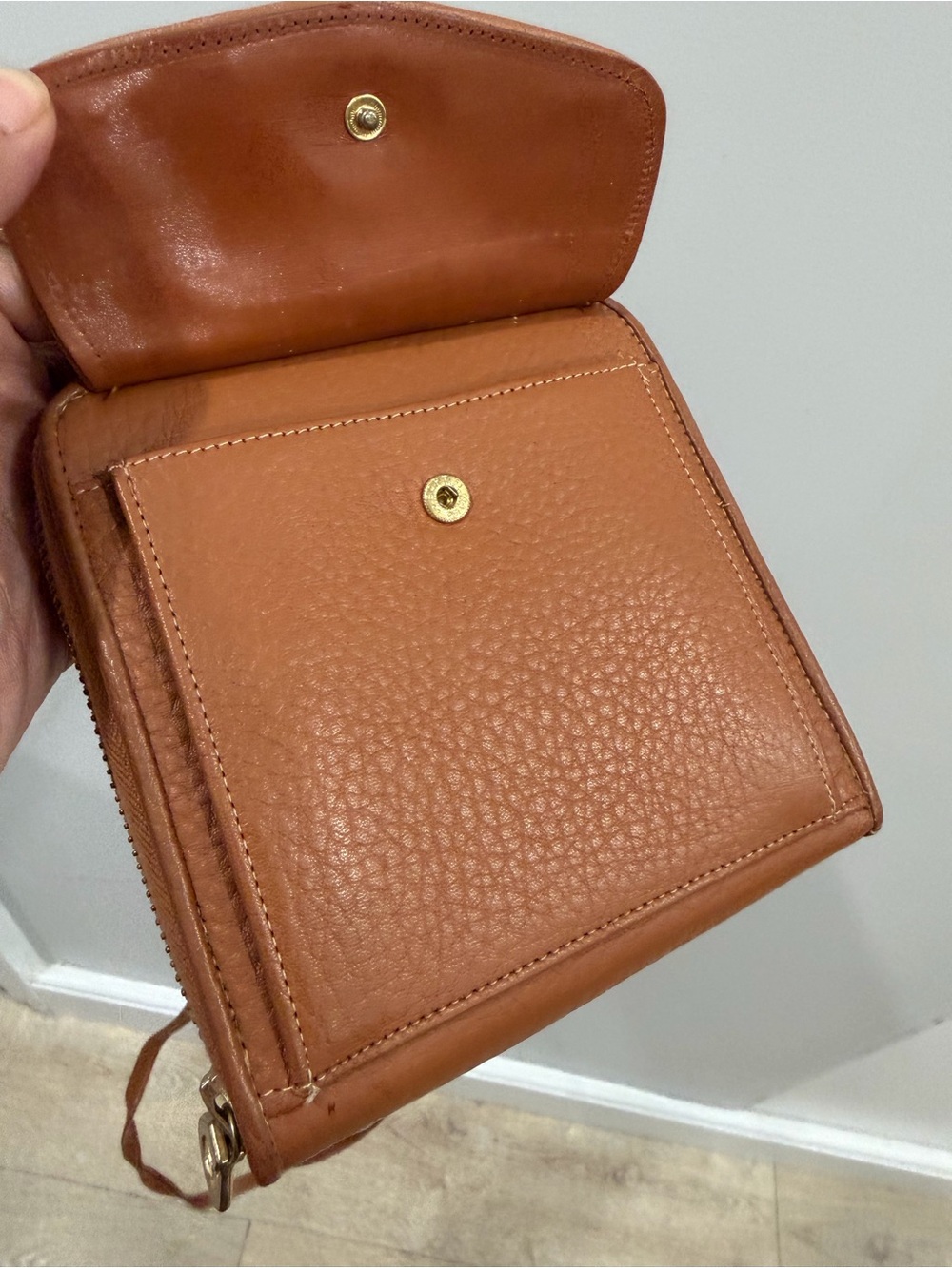 Dooney & Bourke Cognac Pebbled Leather Crossbody Wallet/Bag - Picture 7 of 9